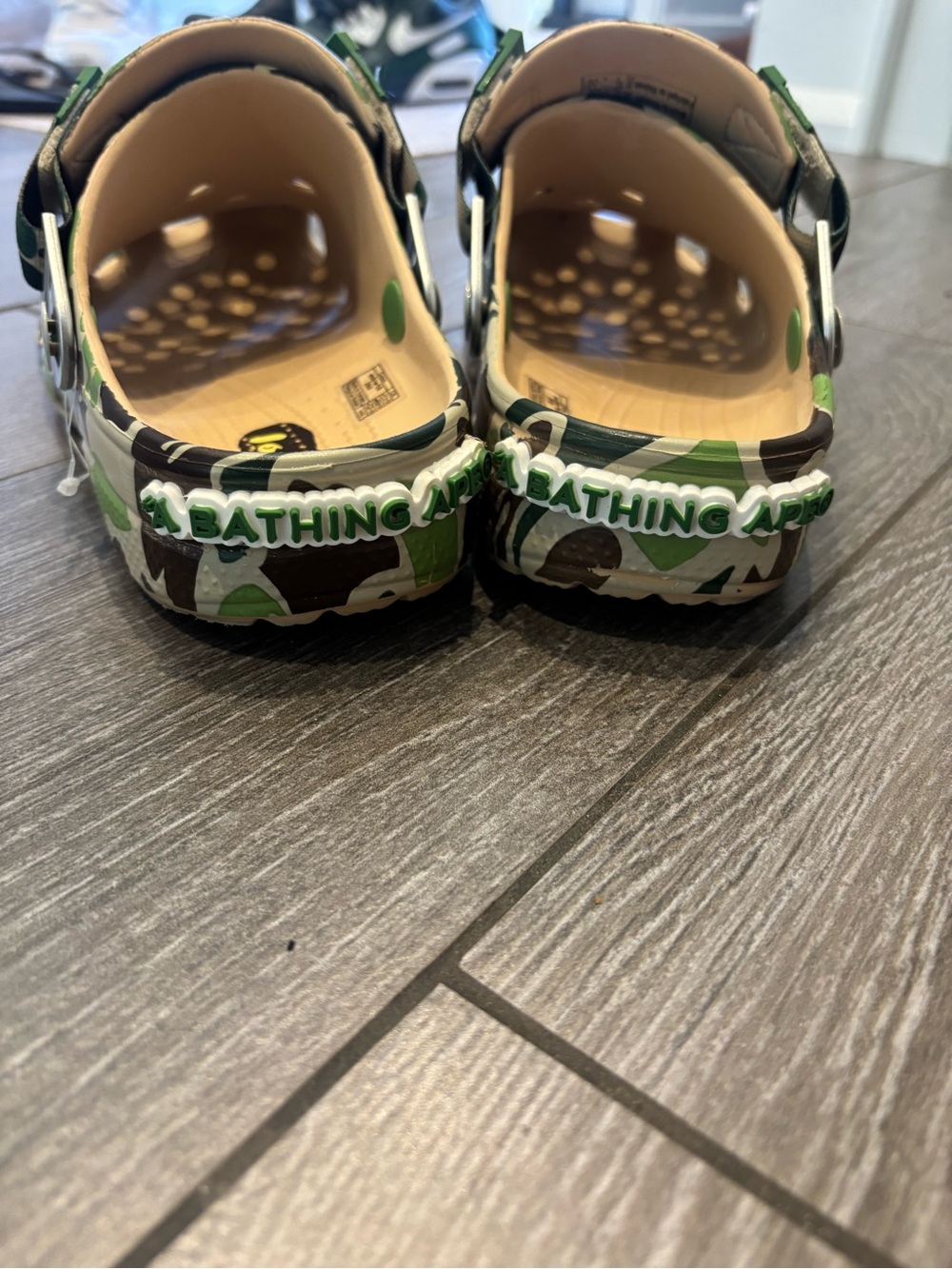 BAPE crocs - Picture 2 of 5